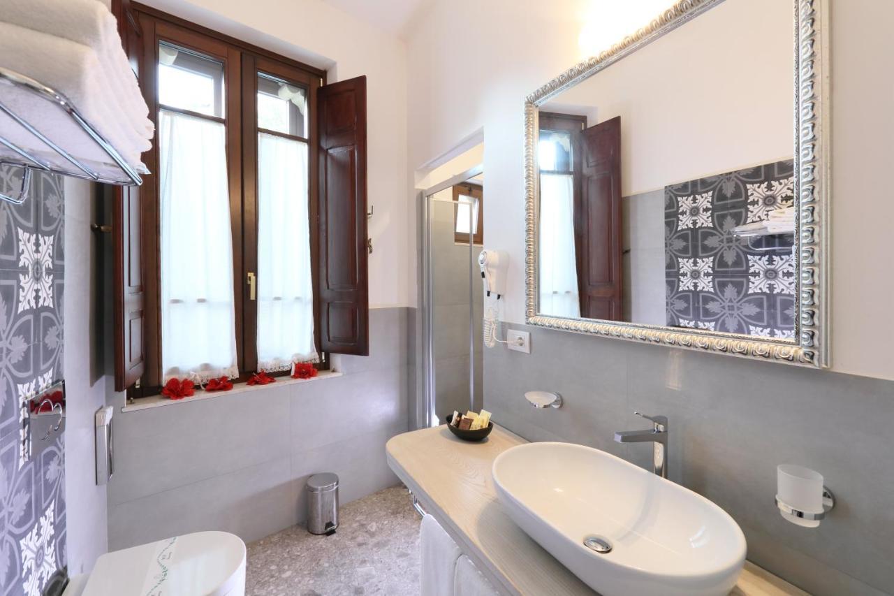 Porta Di Mezzo Luxury Suites & Rooms Taormina Luaran gambar
