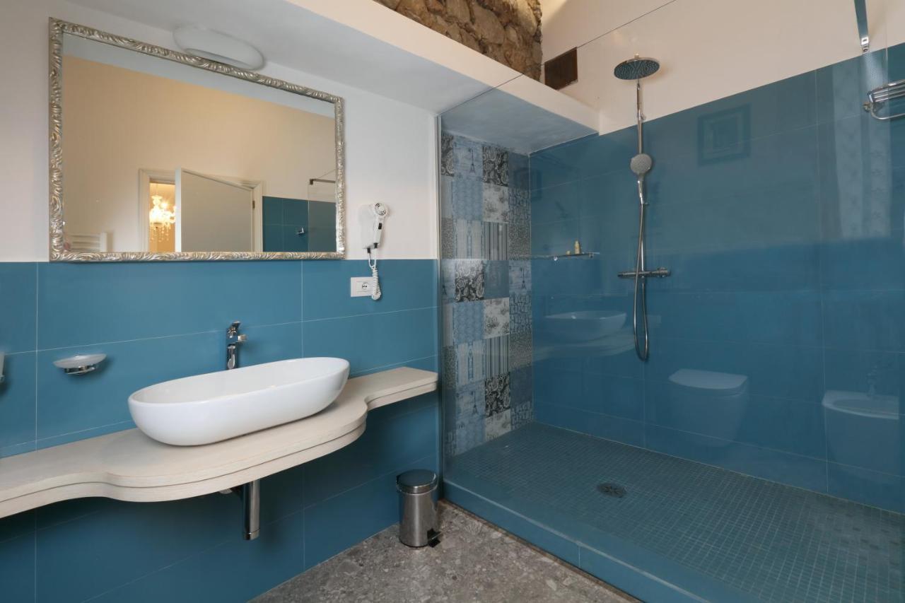 Porta Di Mezzo Luxury Suites & Rooms Taormina Luaran gambar